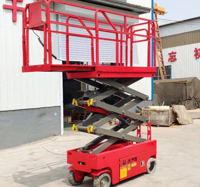 禄丰移动剪叉式升降机